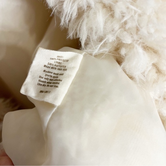 Decree Fuzzy Cream Cropped Jacket. Size XL. - Picture 4 of 7